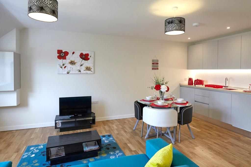 تْشيلمِسفورد Kohinoor Serviced Apartments المظهر الخارجي الصورة